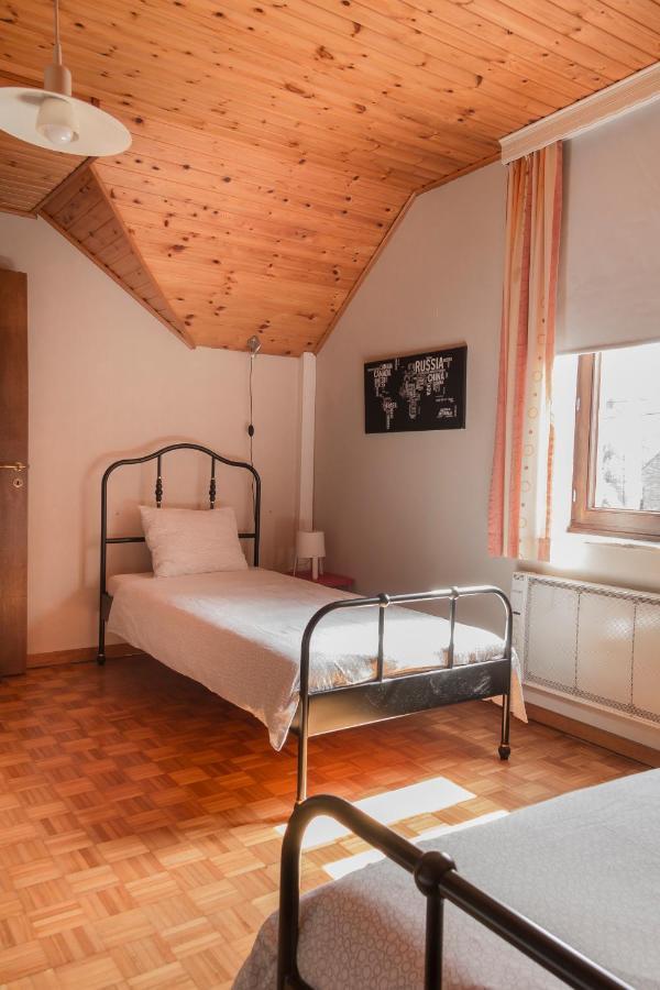 Vakantiewoning Het Oude Laer Bilzen Bagian luar foto