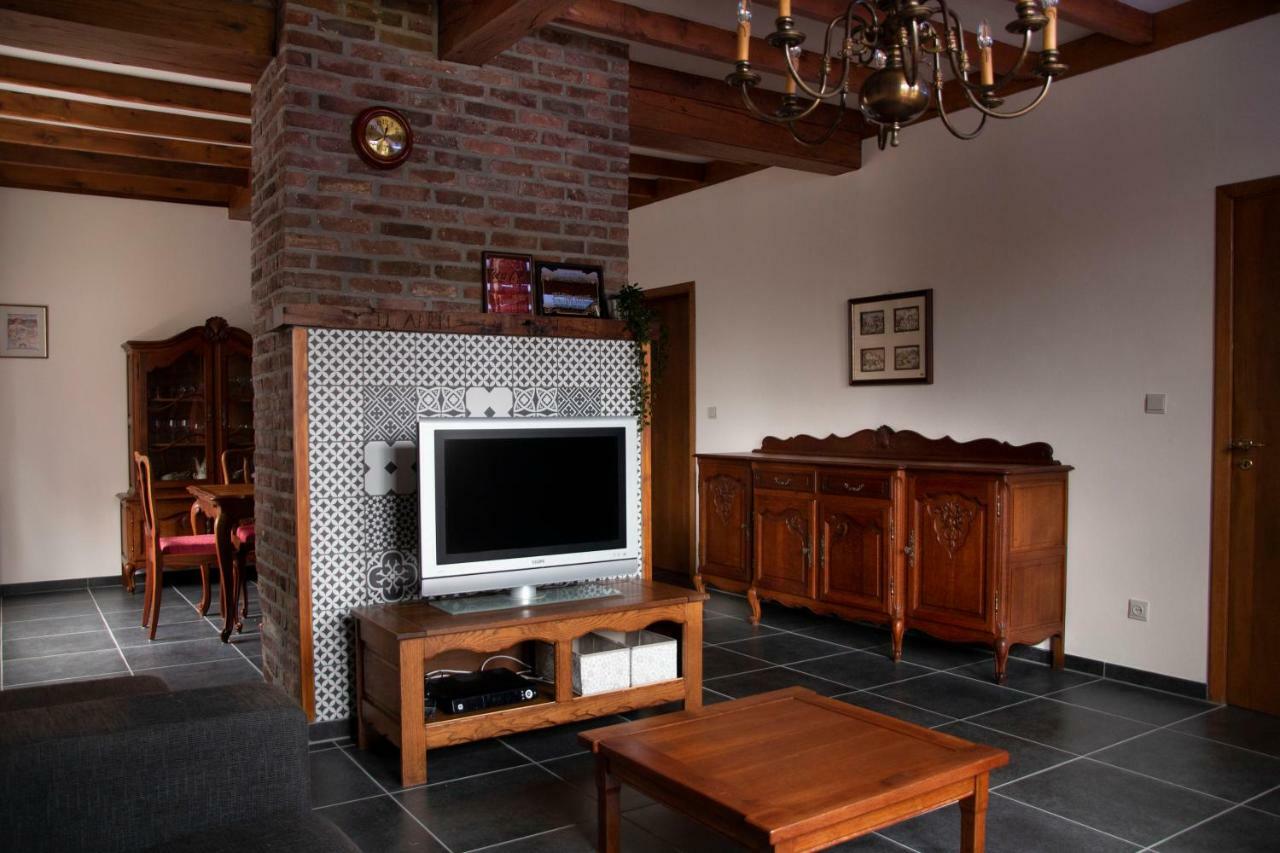 Vakantiewoning Het Oude Laer Bilzen Bagian luar foto